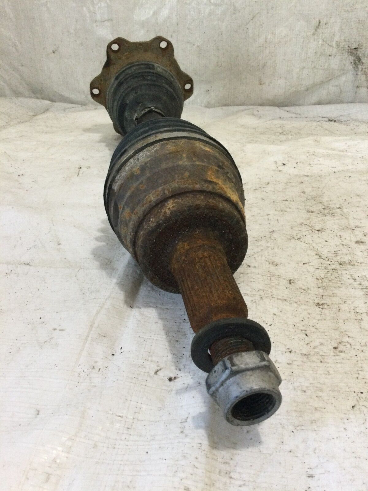 2007 HUMMER H2  Front Right Passenger  Side Axle  Shaft OEM