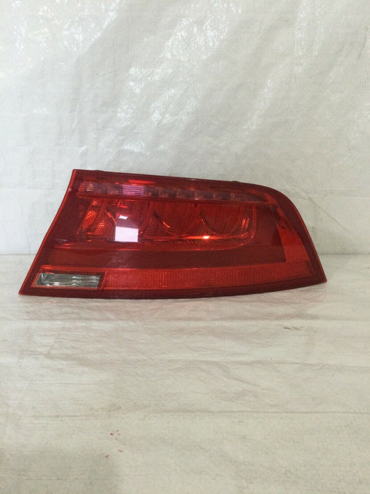 2012-2014 Audi A7 Right Passenger Side Outer Taillight Tail Lamp OEM 4G8945096A