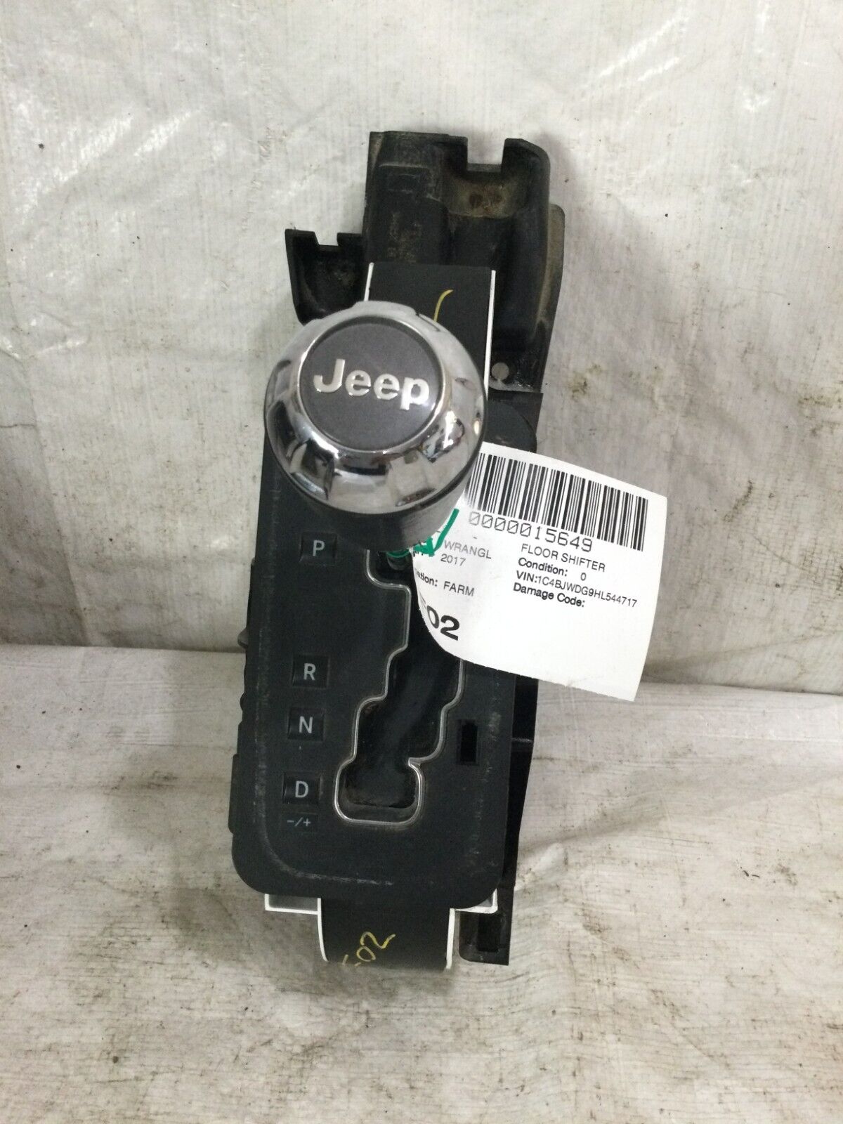 2017 Jeep Wrangler  Floor Shifter 05168003AE  OEM
