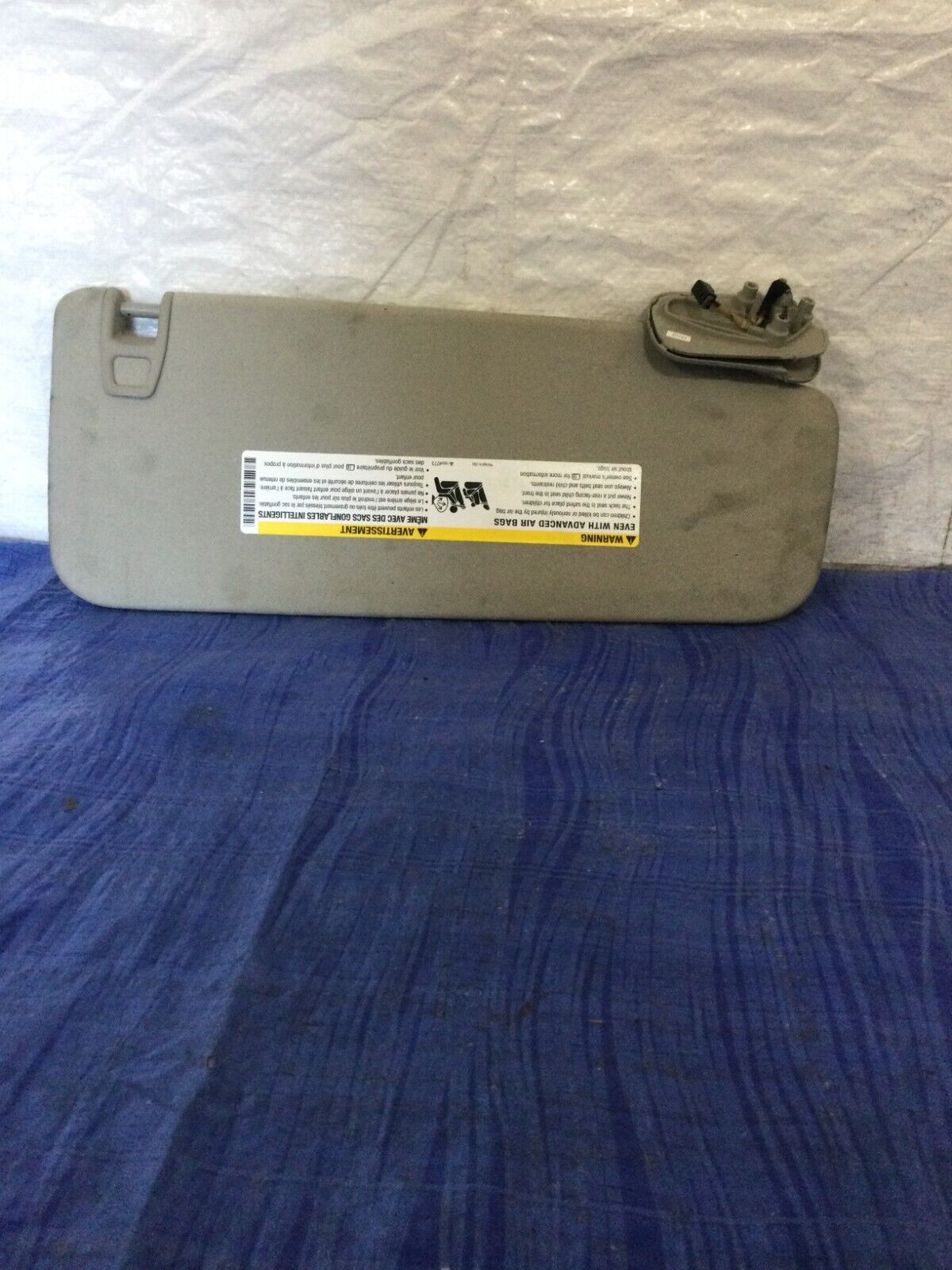 2007-2009 Cadillac Escalade ESV Illuminated Sun Visor Left Side OEM