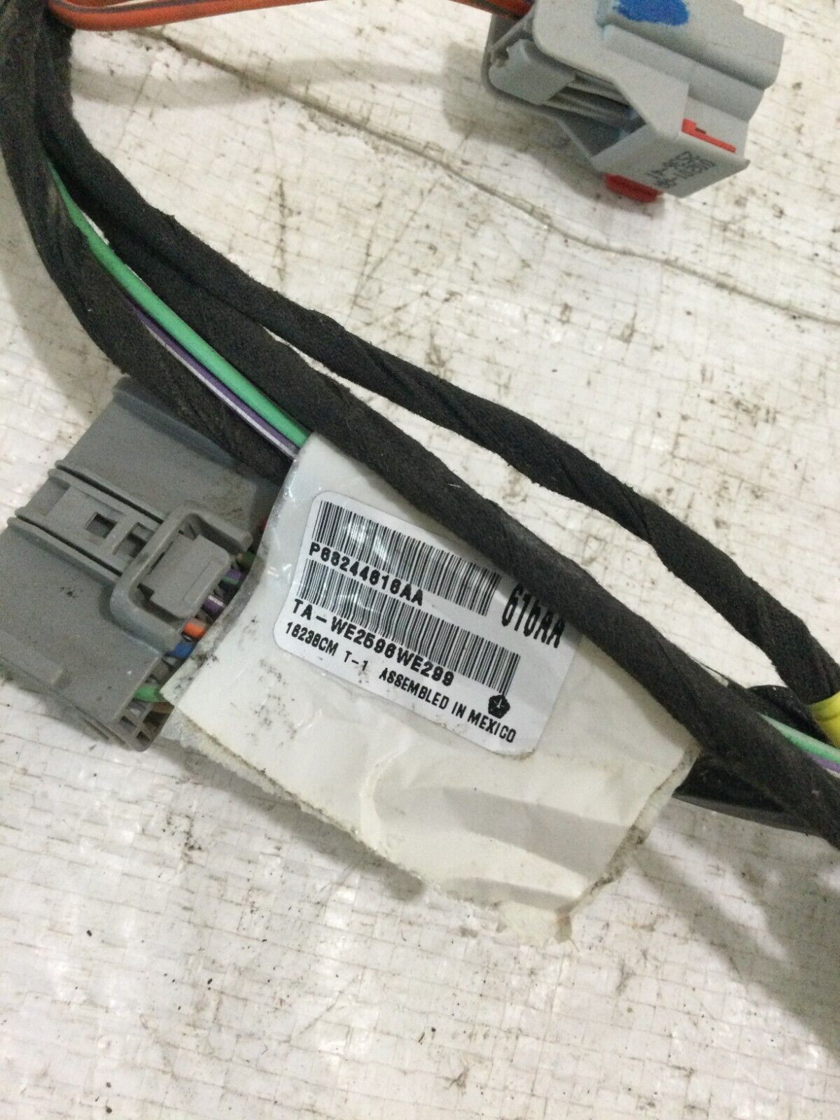 2017 Jeep Wrangler Front Right Door Wiring Harness OEM 68244616AA