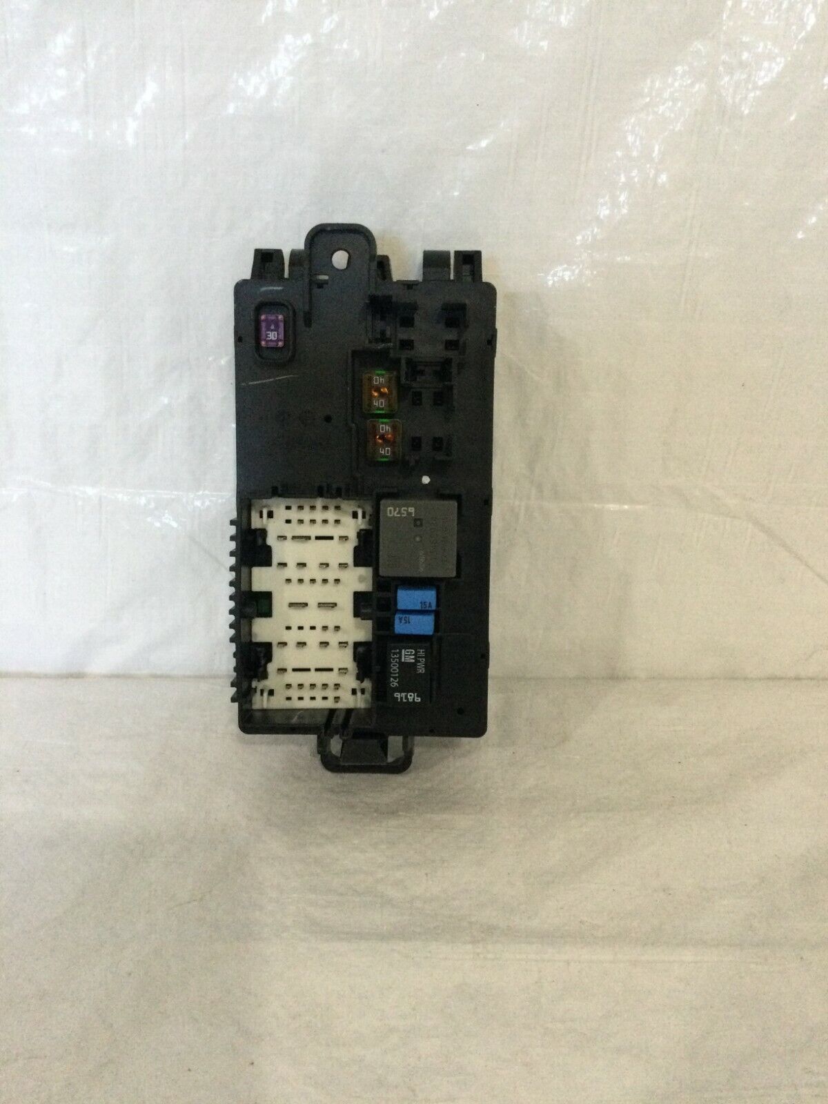 2019 GMC Sierra 1500 Cabin Fuse Relay Box Assembly 84582037 OEM 5.3L