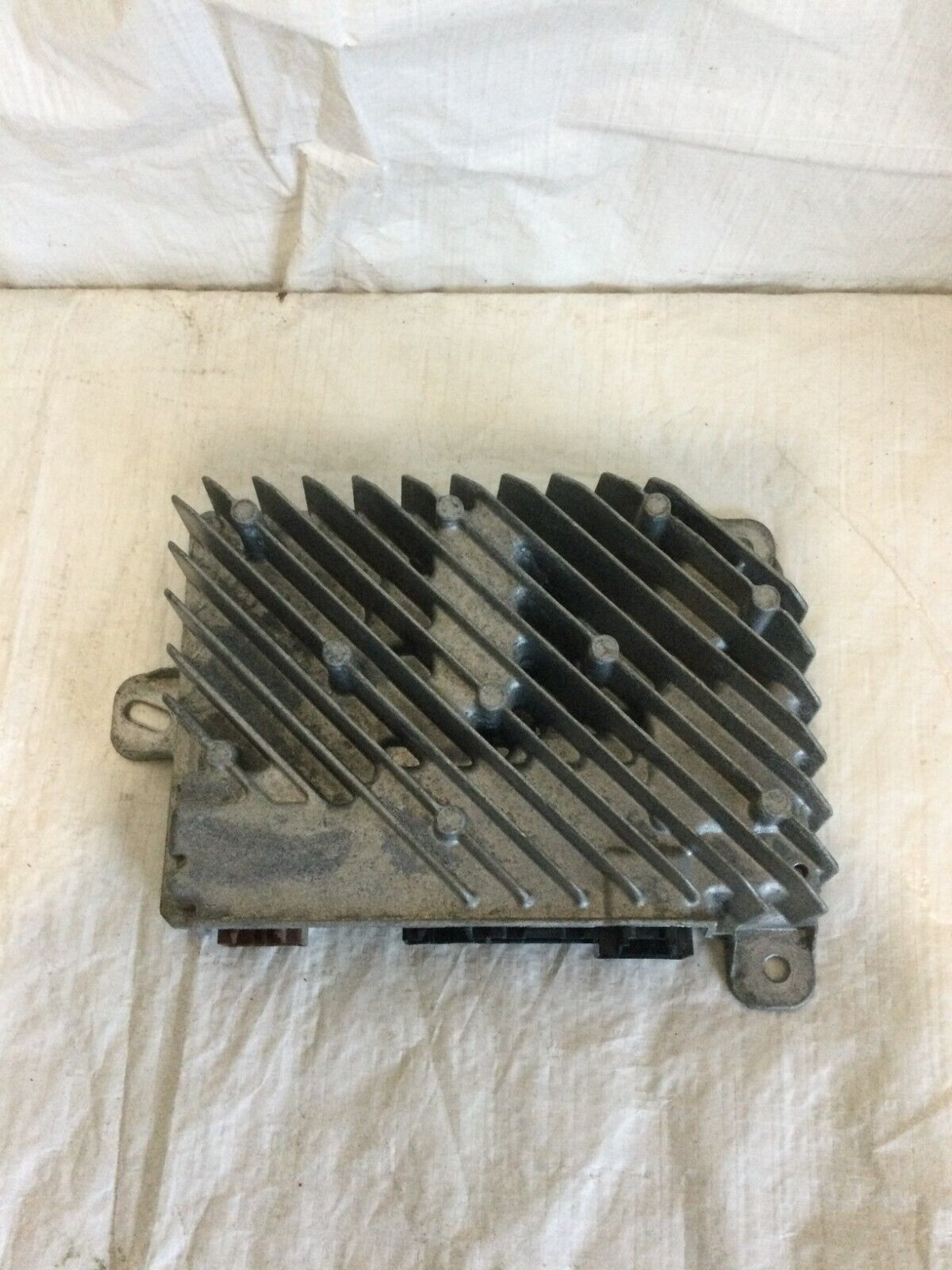 2019 GMC Sierra 1500 Audio Radio Amp Amplifier OEM 84499331