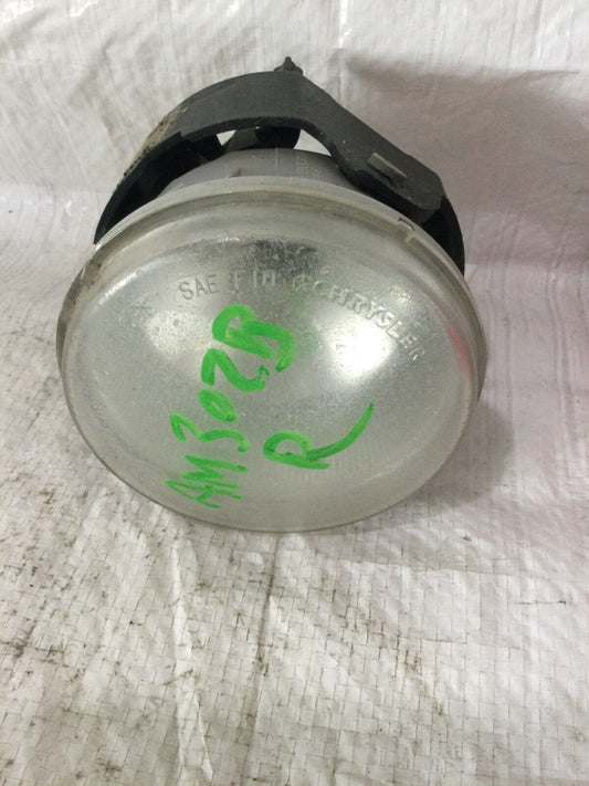 2014 Dodge Grand Caravan Right Passenger Side Fog Light Lamp OEM