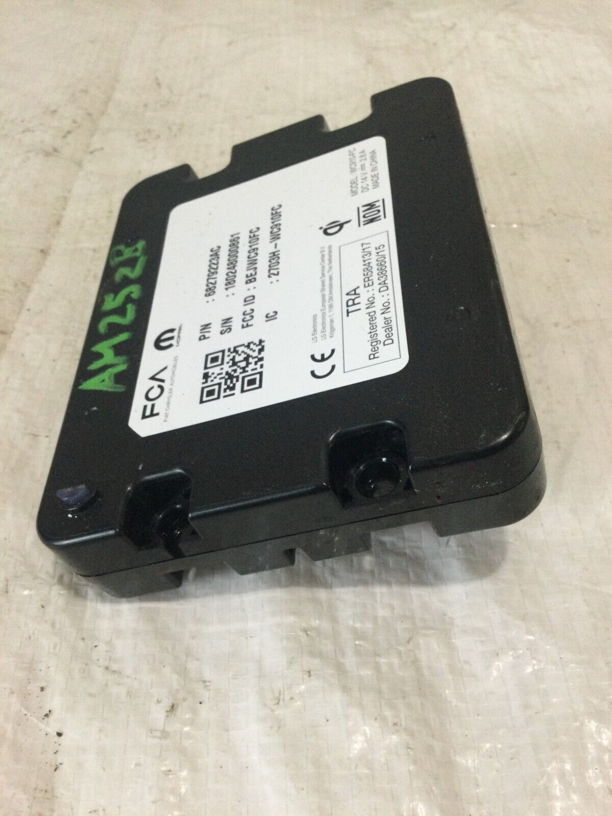 2019-2020 Dodge Ram Wireless Charger Device Module 68279223AC OE