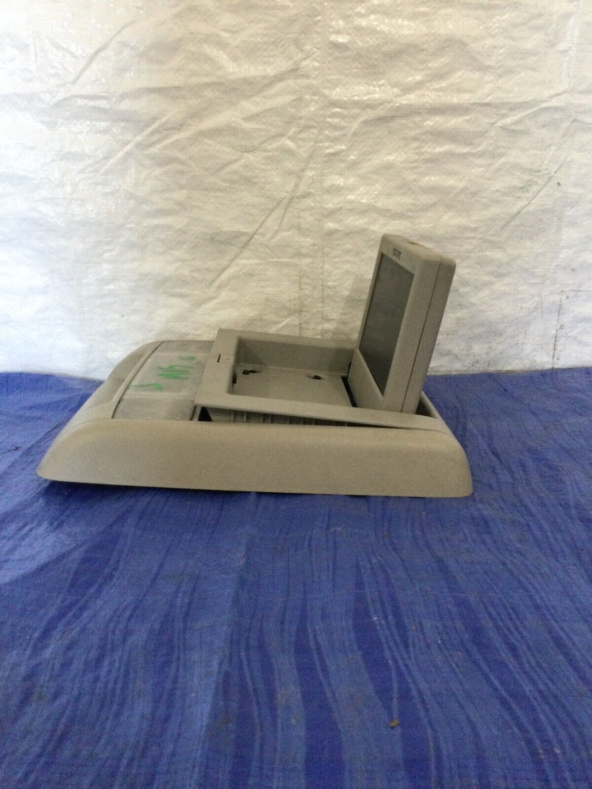 2007 Cadillac Escalade ESV Rear Overhead Roof Mounted DVD Screen Monitor OEM