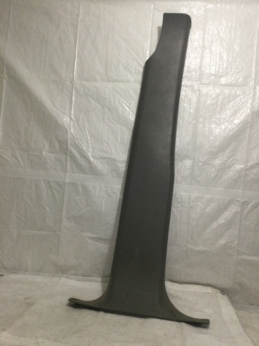 2008 Dodge Ram 1500 Center Left B Pillar OEM 042706689