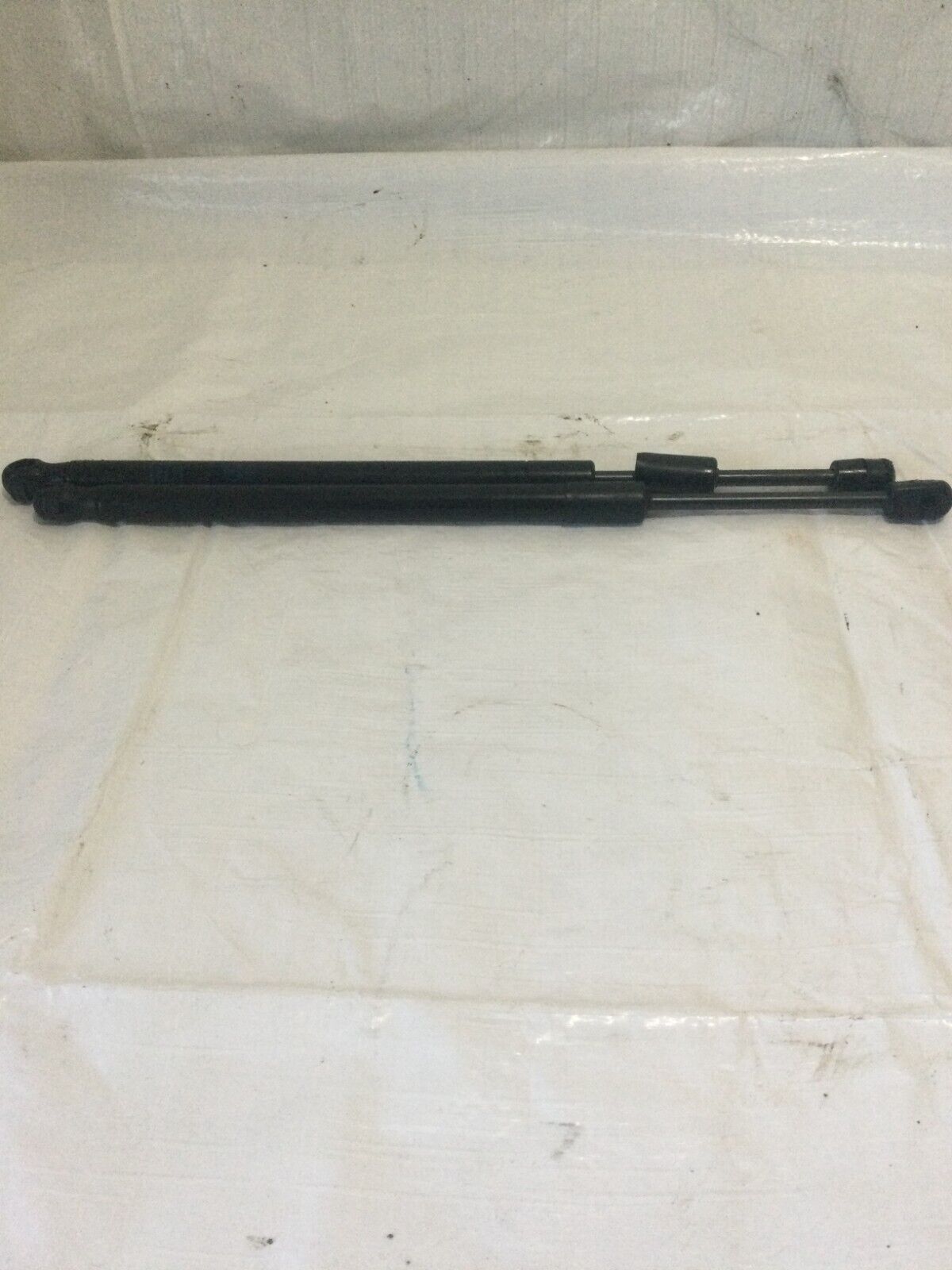 2019-2022 GMC Sierra 1500 Hood Support Shock Strut Pair 23388846 OEM