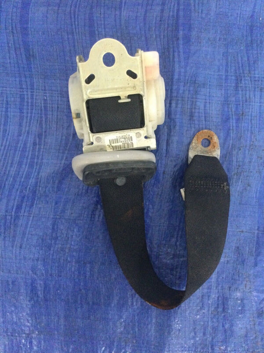 2009 2010 Toyota Matrix Front Left Driver Seat Belt Retractor Black OEM