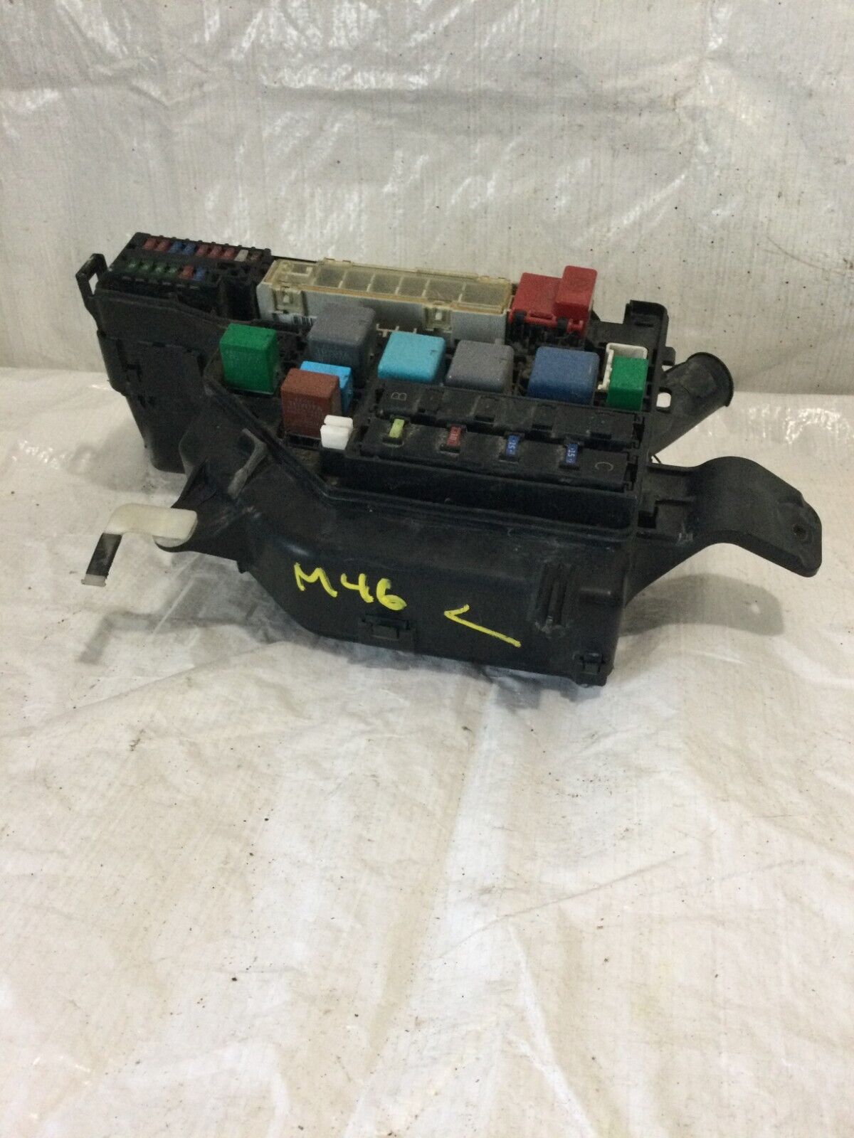 2004-2009 Toyota Prius Engine Fuse Box OEM