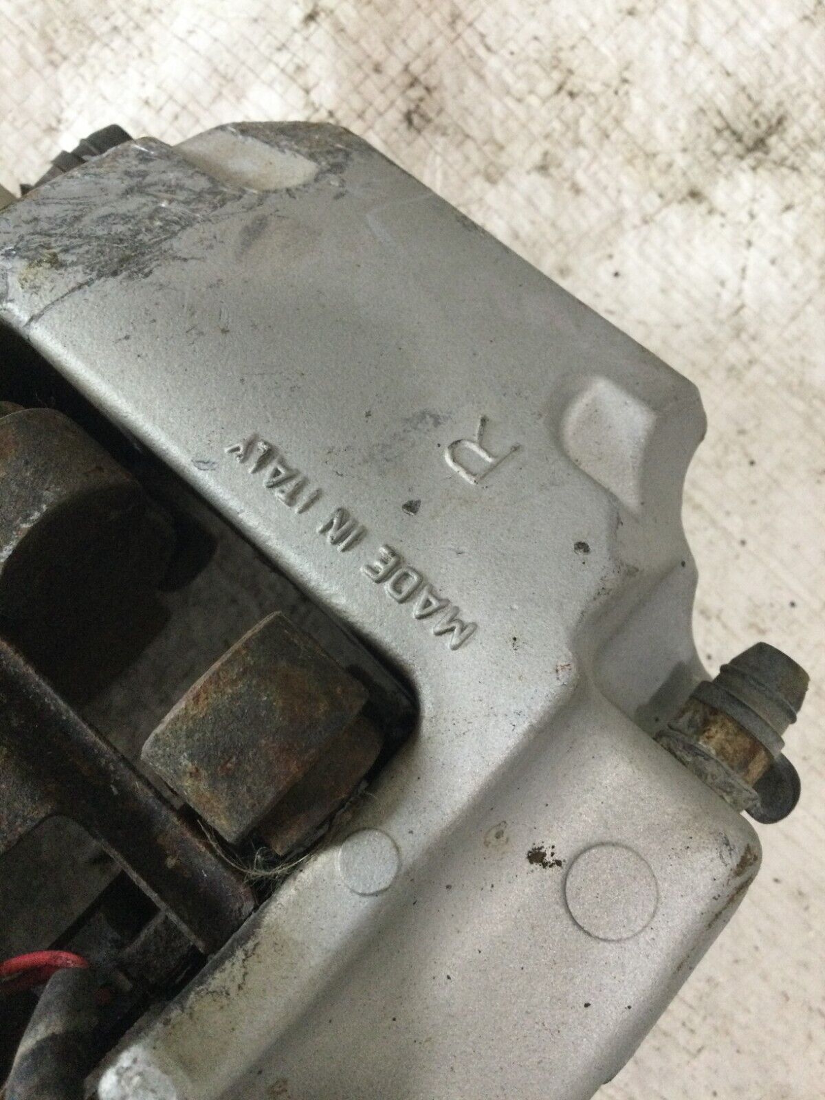 2004 Porsche Cayenne Right Rear Brembo Brake Caliper OEM