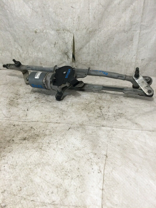 2015 Chrysler Town & Country Front Windshield Wiper Motor Linkage Transmission
