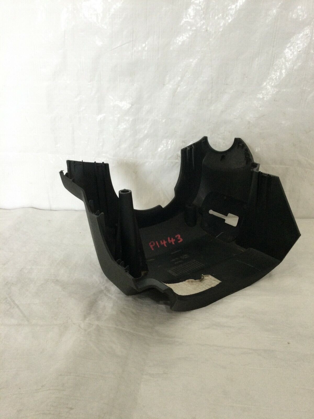 2004-2007 Infiniti QX56 Steering Column Cover Black 48470-8S200 OEM