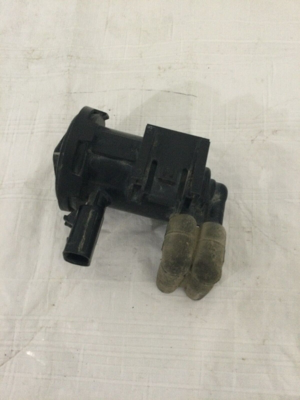 2004 Dodge Ram 1500 Fuel Vapor Canister Solenoid OEM 5.7L