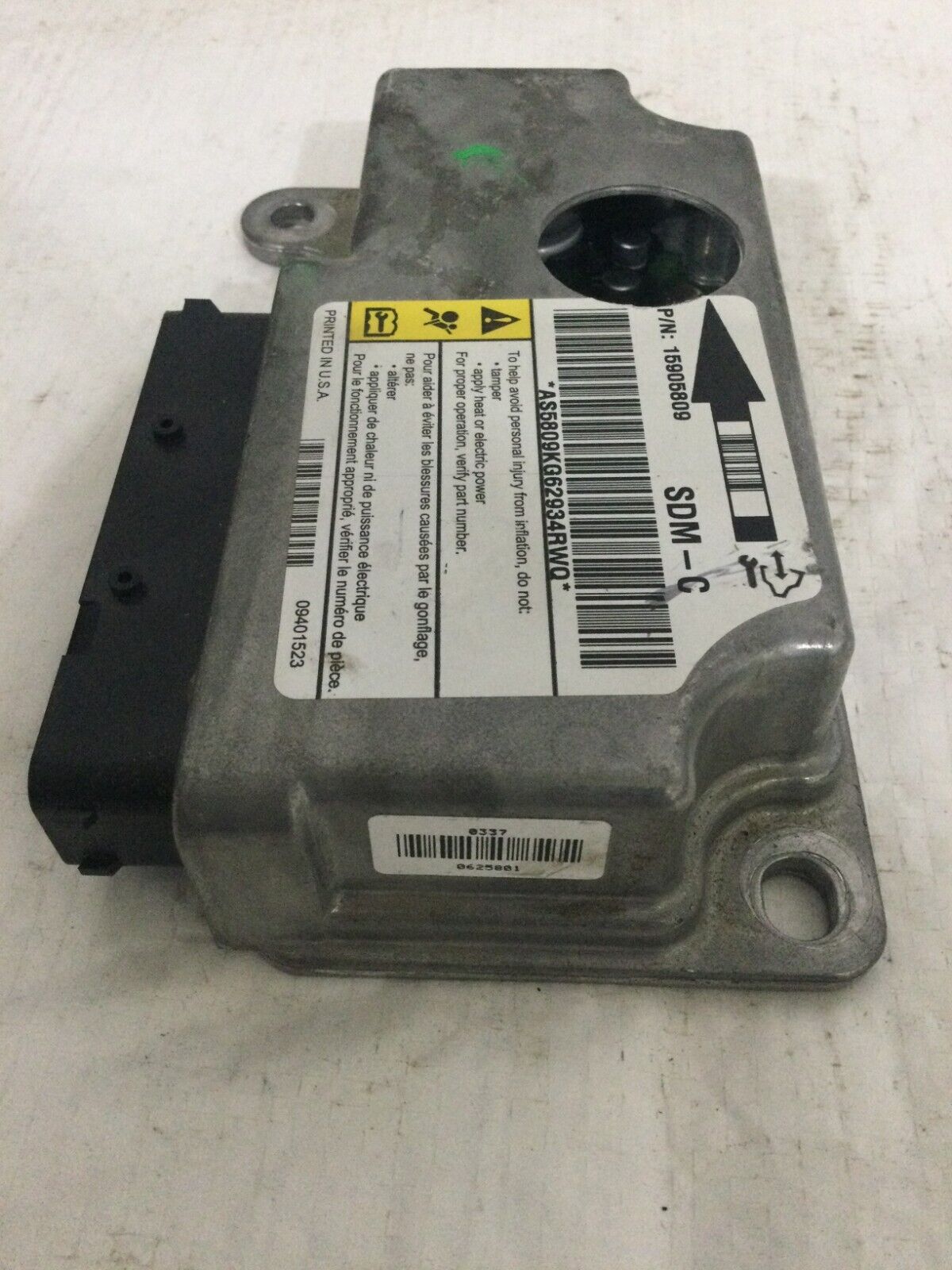 2007 GMC Yukon SRS Control Module 15905809 OEM