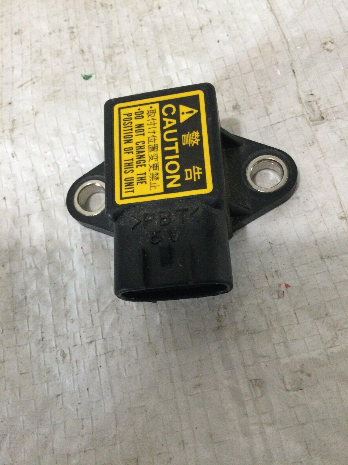 2001-2003 Toyota Highlander Yaw Rate Sensor OEM