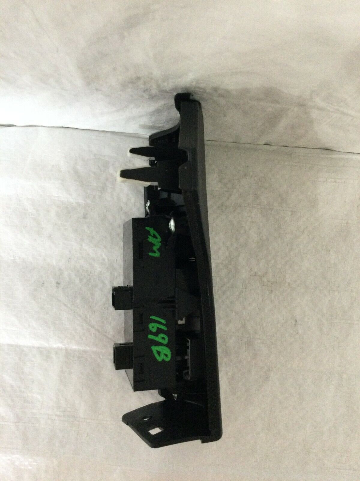 2016-2017 Hyundai Elantra GT Lamp Dimmer Switch Panel W/ Trim OEM 84730-A5000