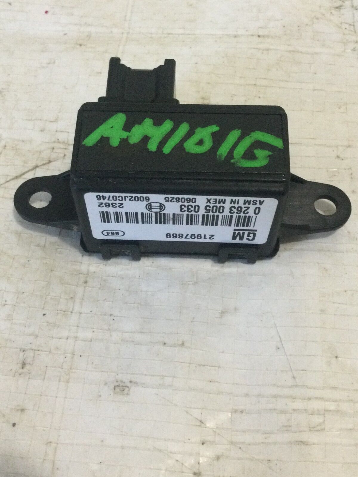 2007 Cadillac Escalade ESV Backup Reverse Parking Aid Sensor 21997869 OEM