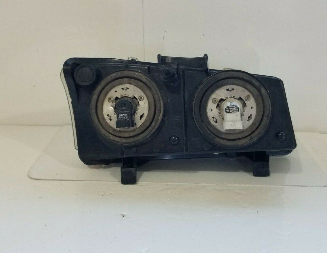 2003-2006 Chevrolet Silverado 1500 Headlight Left Driver Side LH 15207137 OEM