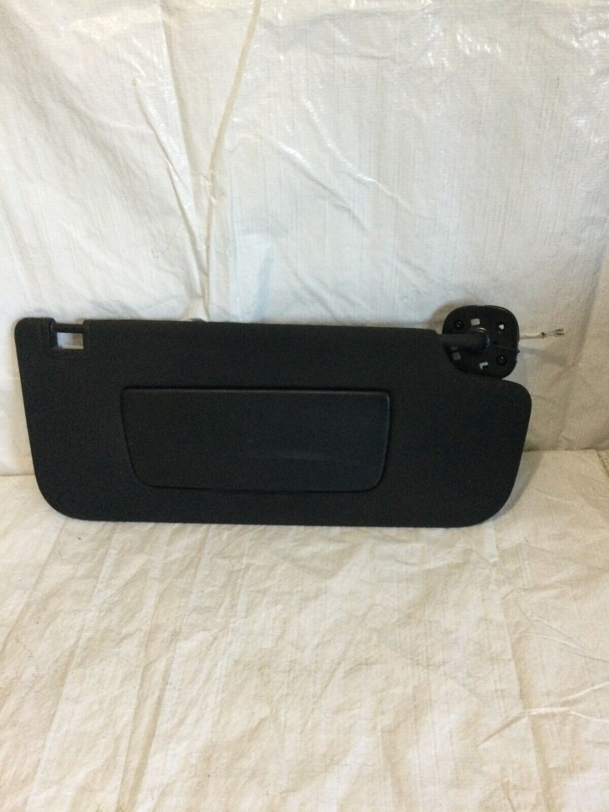 2019-2020 GMC Sierra 1500 Sun Visor New Style Right Passenger Side OEM RH