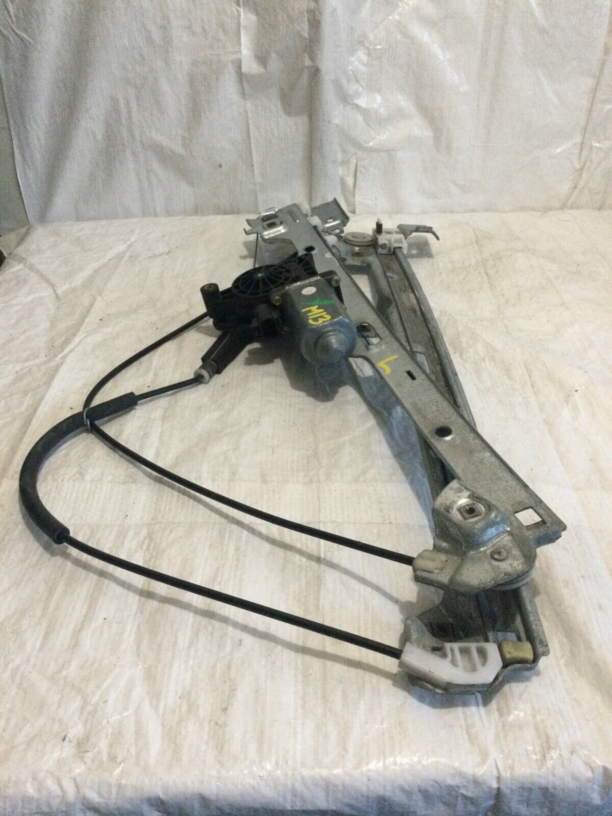 2004-2006 Cadillac Escalade Front Left Window Door Regulator Motor OEM
