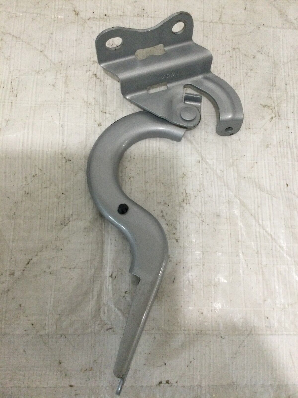 2018 Toyota Corolla Hood Hinge Right OEM