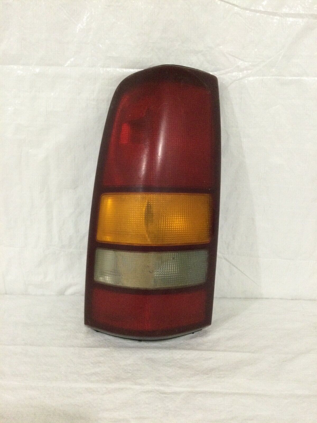 1999-2002 Chevrolet Silverado 1500 Left Driver Side Tail Light Lamp OEM 16524515