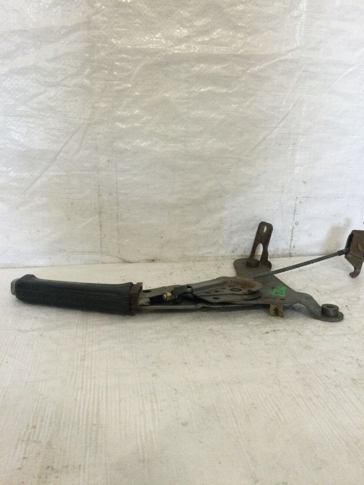 2004 Volvo S60 Emergency Hand Parking E Brake Handle OEM
