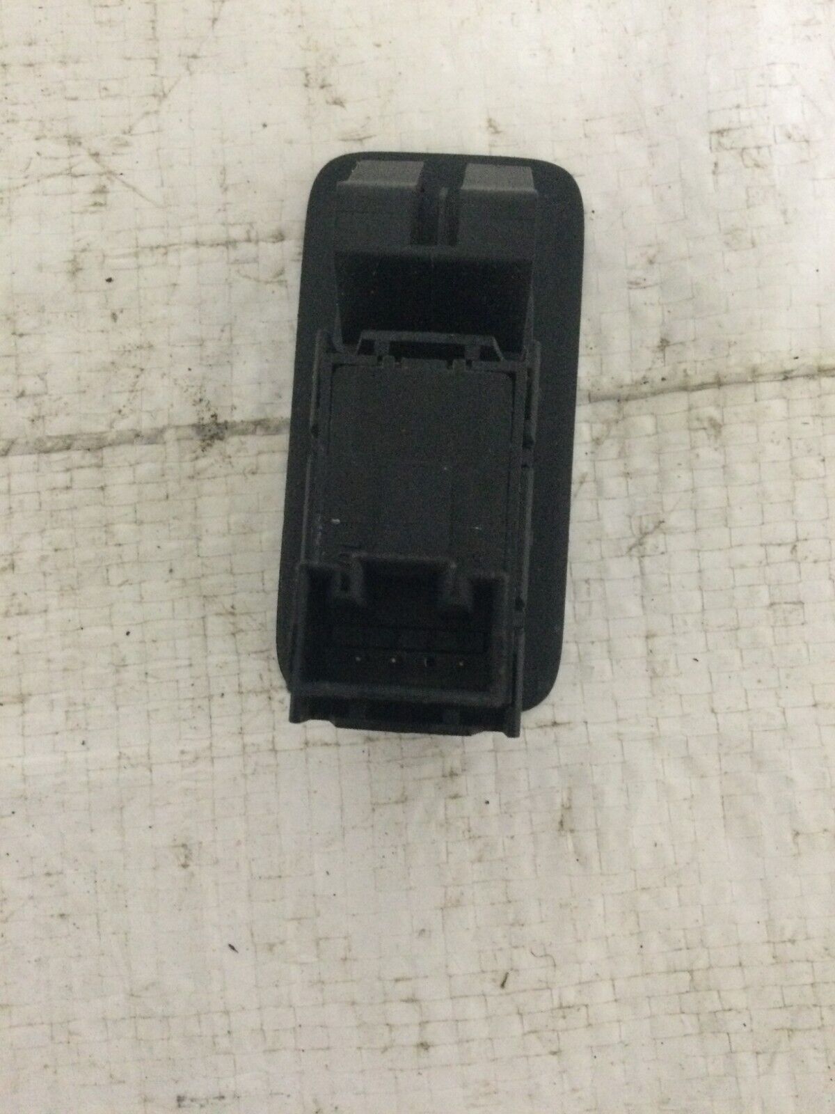 2007 Volkswagen Touareg Front Right Door Window Switch OEM 7L6959851A