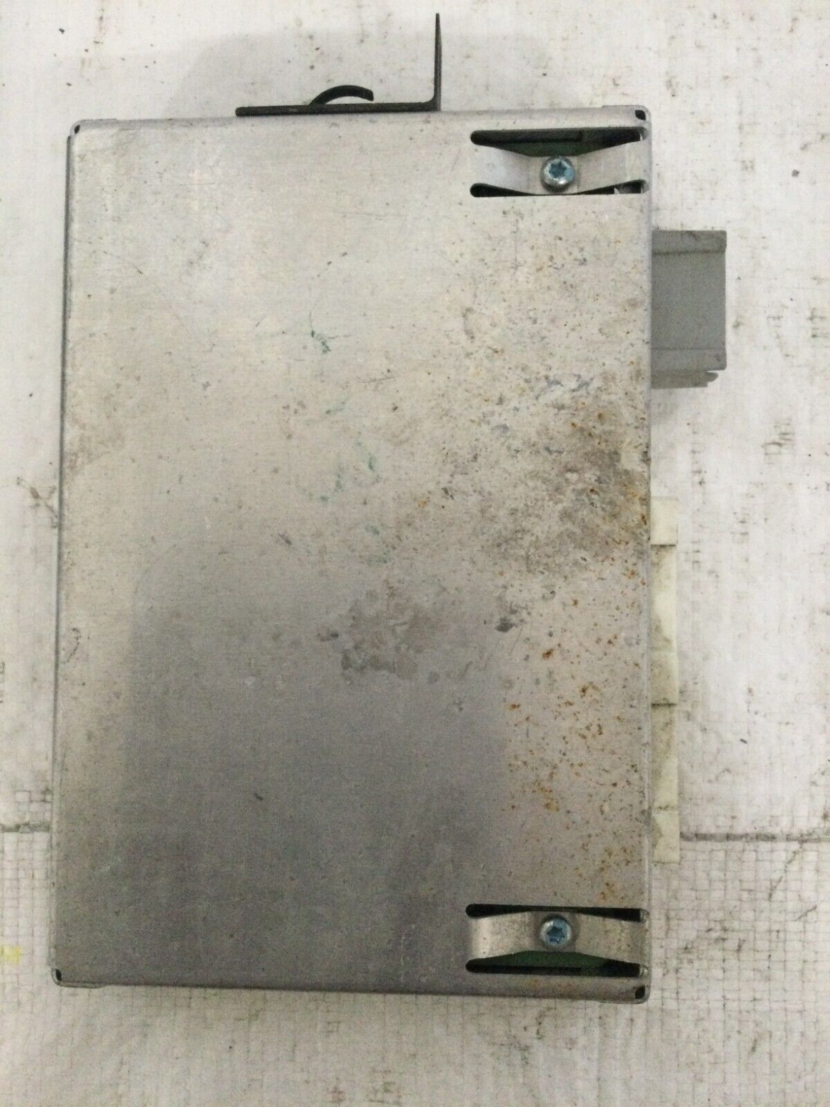 2003-2006 Cadillac Escalade EXT Suspension Control Module 15189546 OEM