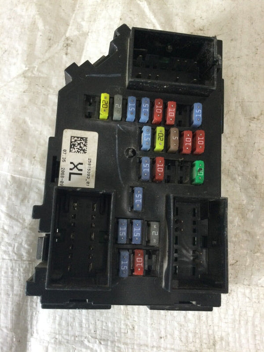 2008 GMC Sierra 2500HD Cabin Fuse Box 25815393_01 OEM