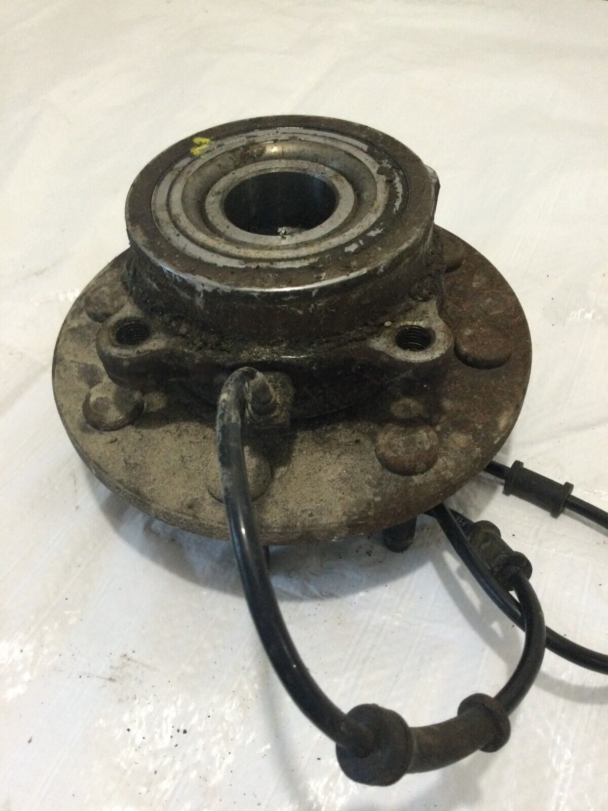 2004 Dodge Ram 2500 Front Wheel Bearing Hub OEM