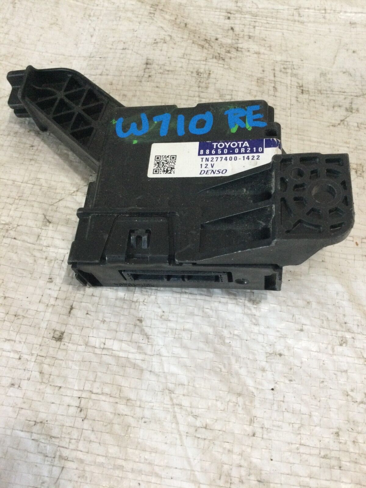 2016 Toyota RAV4 Temperature Control Module OEM 88650-0R210