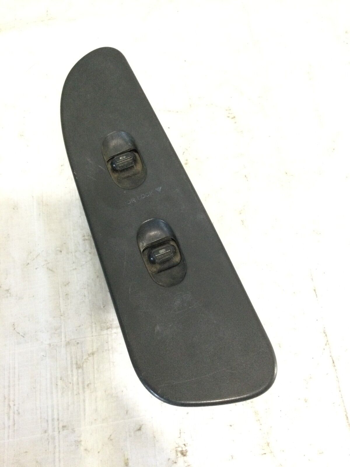 2003-2005 Dodge Ram 2500  Front Right passenger power door window Switch OEM