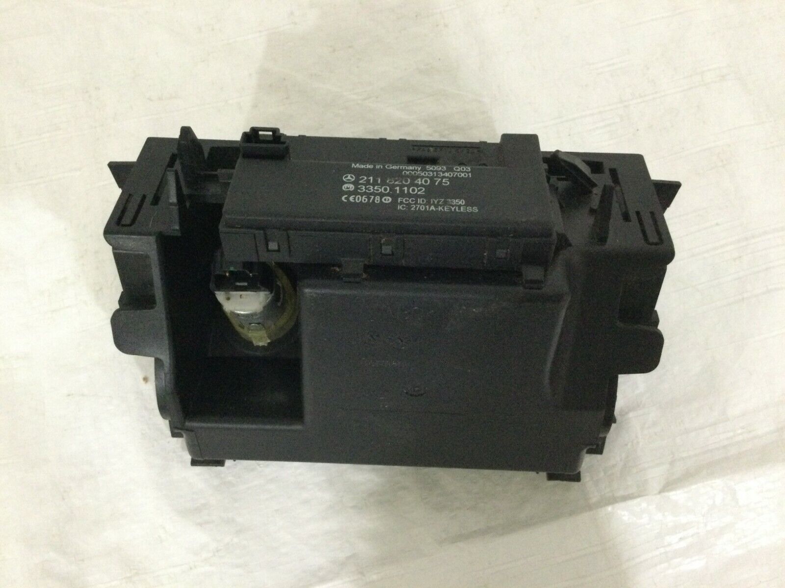 2003-2006 Mercedes Benz W211 E55AMG Center Ashtray Dash Storage OEM 2118204075