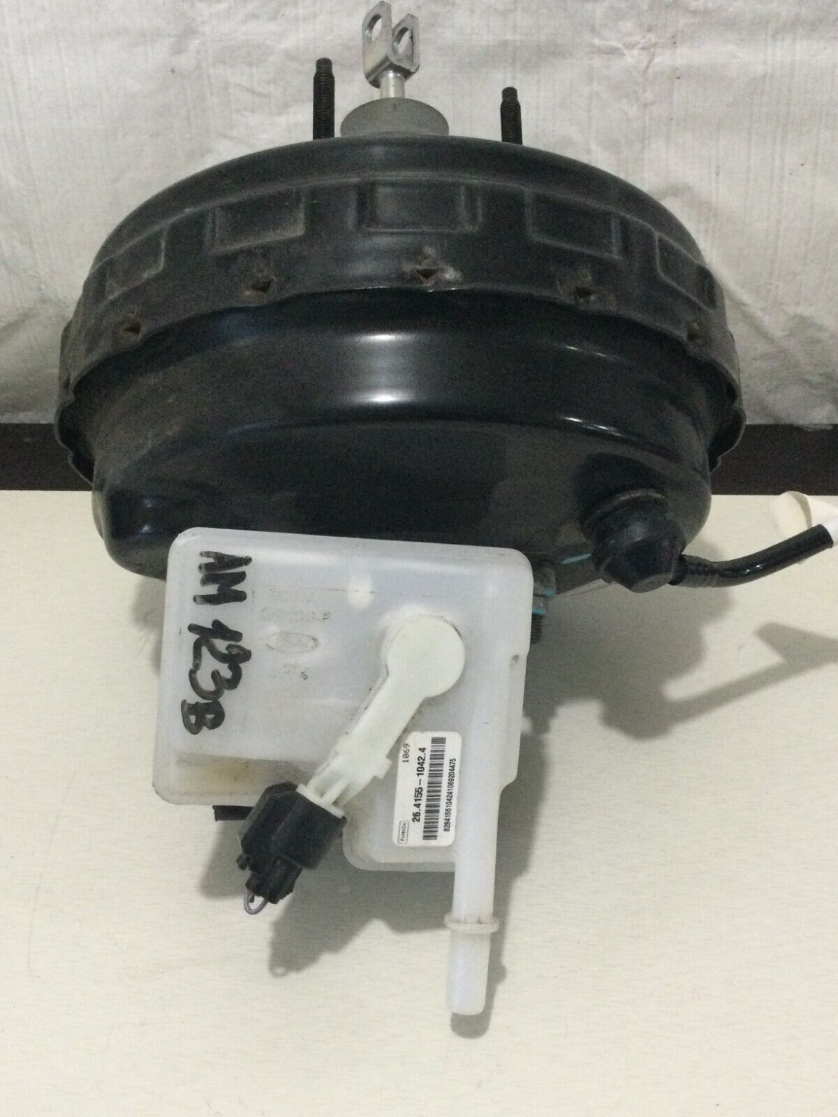 2017-2019 Ford Escape  Power Brake Booster W/ Reservoir OEM GV61-2B195-AC