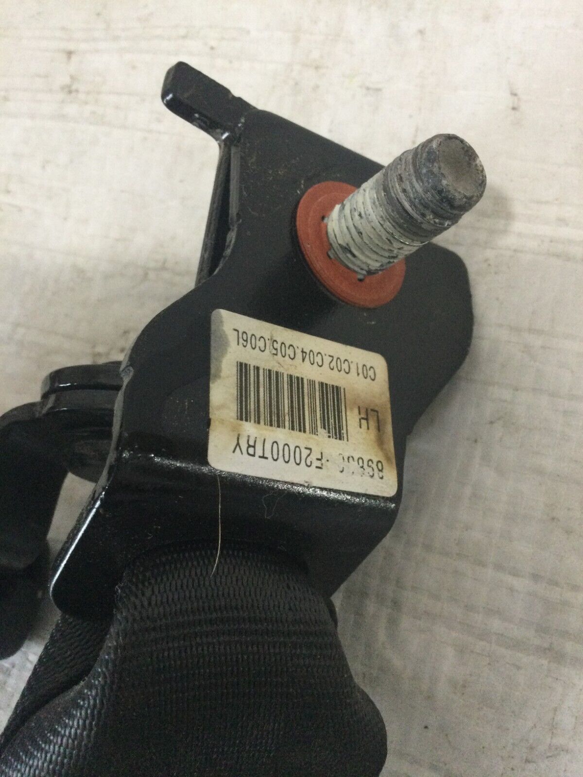 2017 Hyundai Elantra  Rear Left Center Seat Belt Buckle OEM