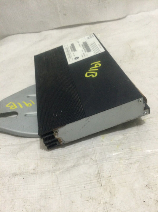2012 Jeep Grand Cherokee Radio Audio AMP Amplifer  OEM