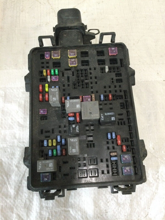 2018 Chevrolet Silverado 1500  Engine Fuse Box Bracket OEM