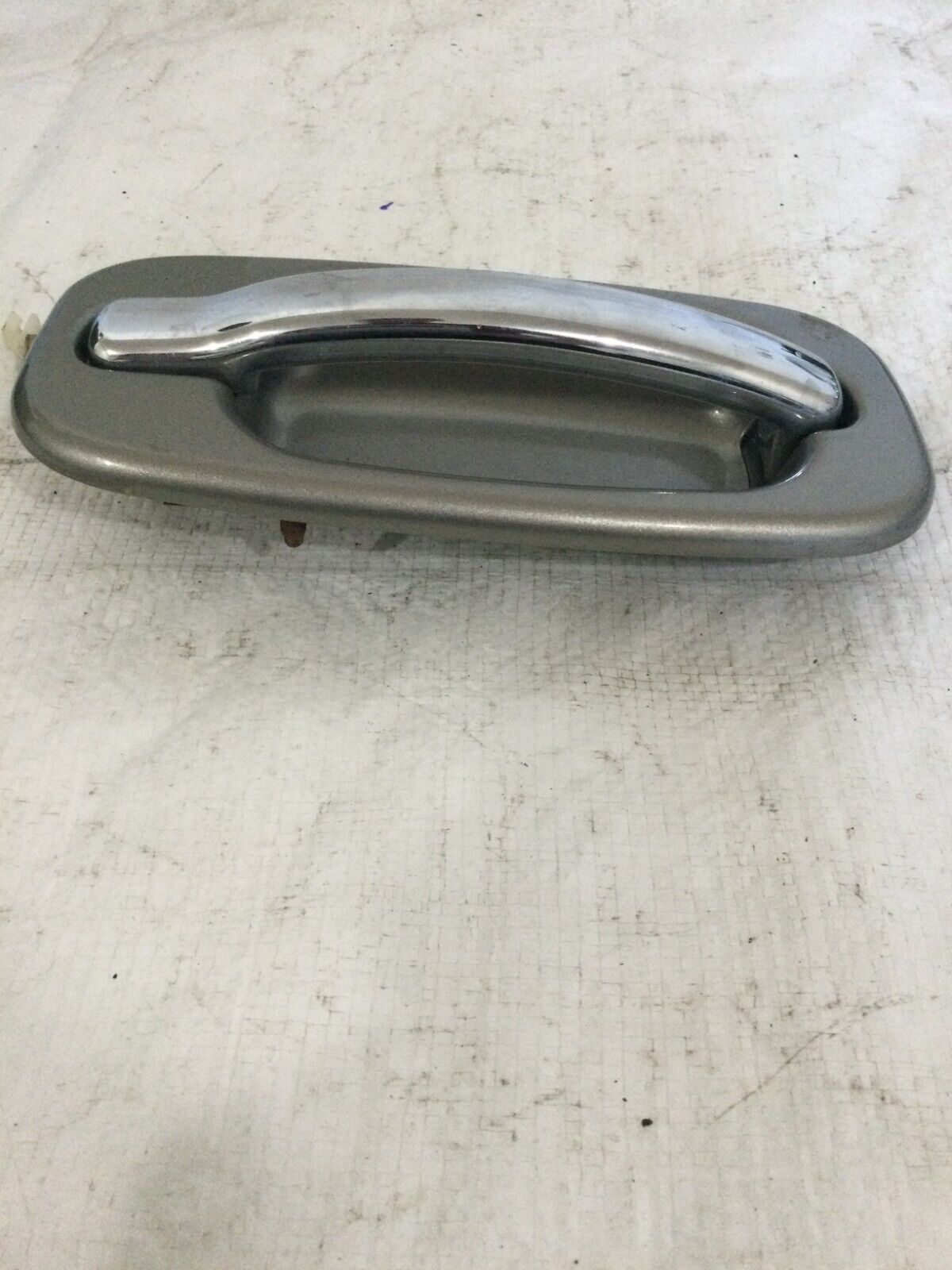 2002-2006 Cadillac Escalade EXT Exterior Door Handle Rear Right 15053144 OEM