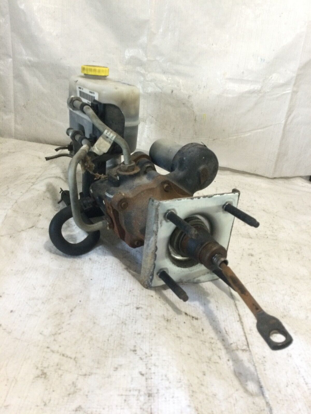 2003 Dodge Ram 2500 Power Brake Booster W/ Reservoir OEM
