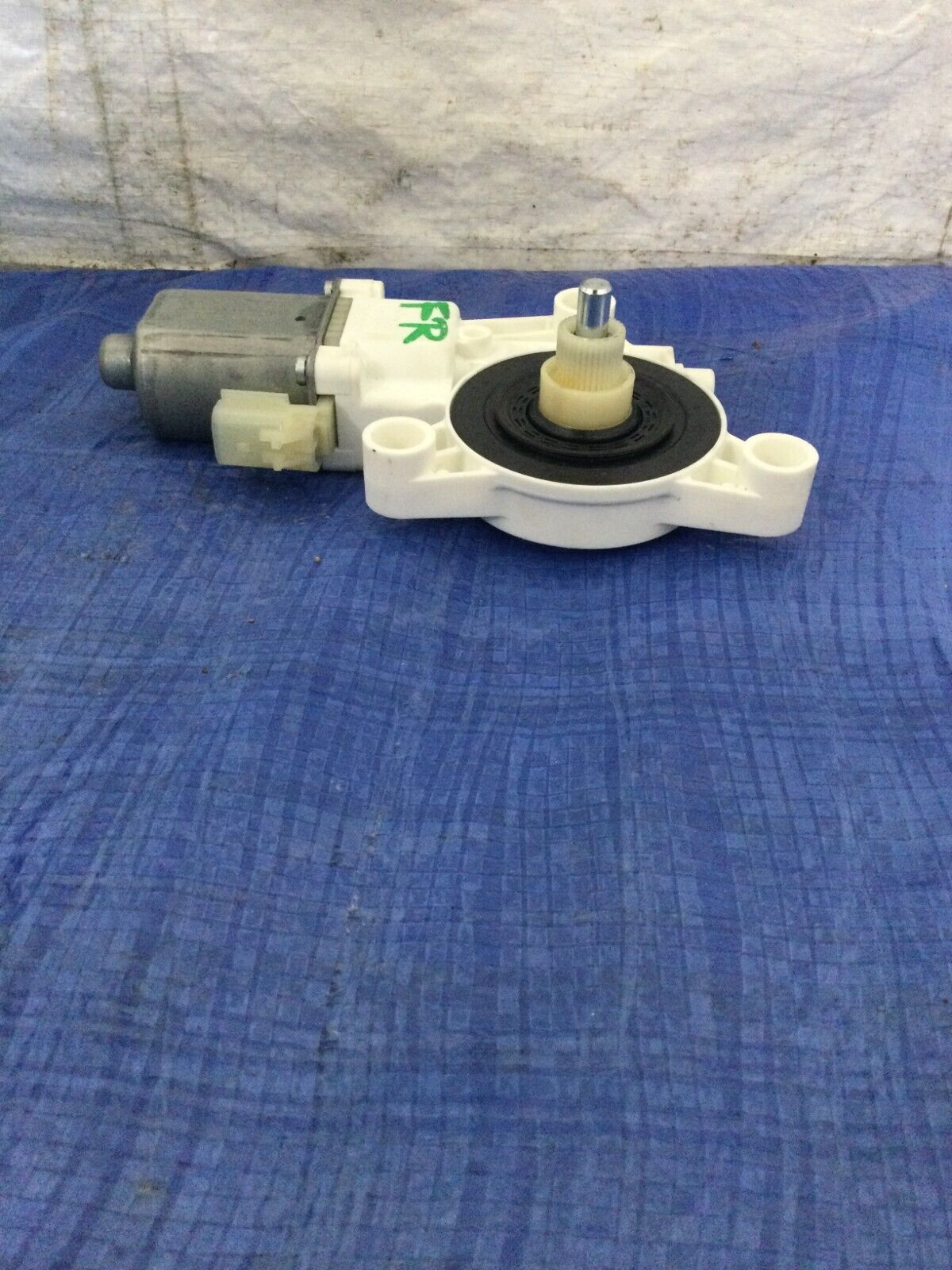 2017 Dodge Grand Caravan Front Right Power Window Motor OEM
