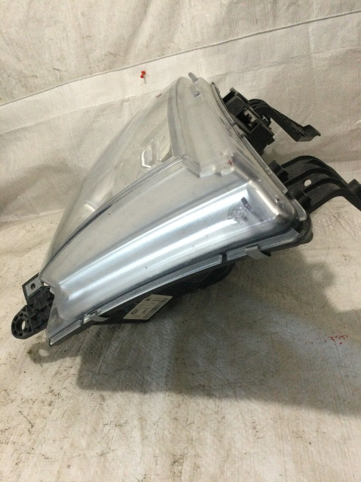 2019 2020 Dodge Ram 1500 Right Passenger Halogen Headlight 68316080AH OEM