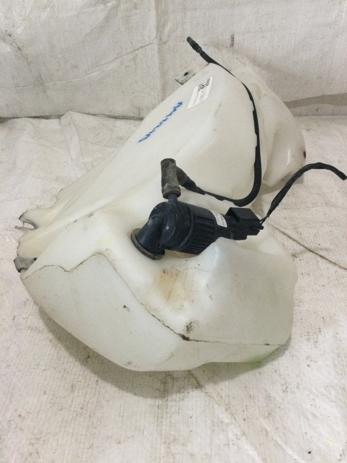 2018-2019 Ford F-150 Windshield Washer Reservoir Bottle  JL34-17B613-AF OEM