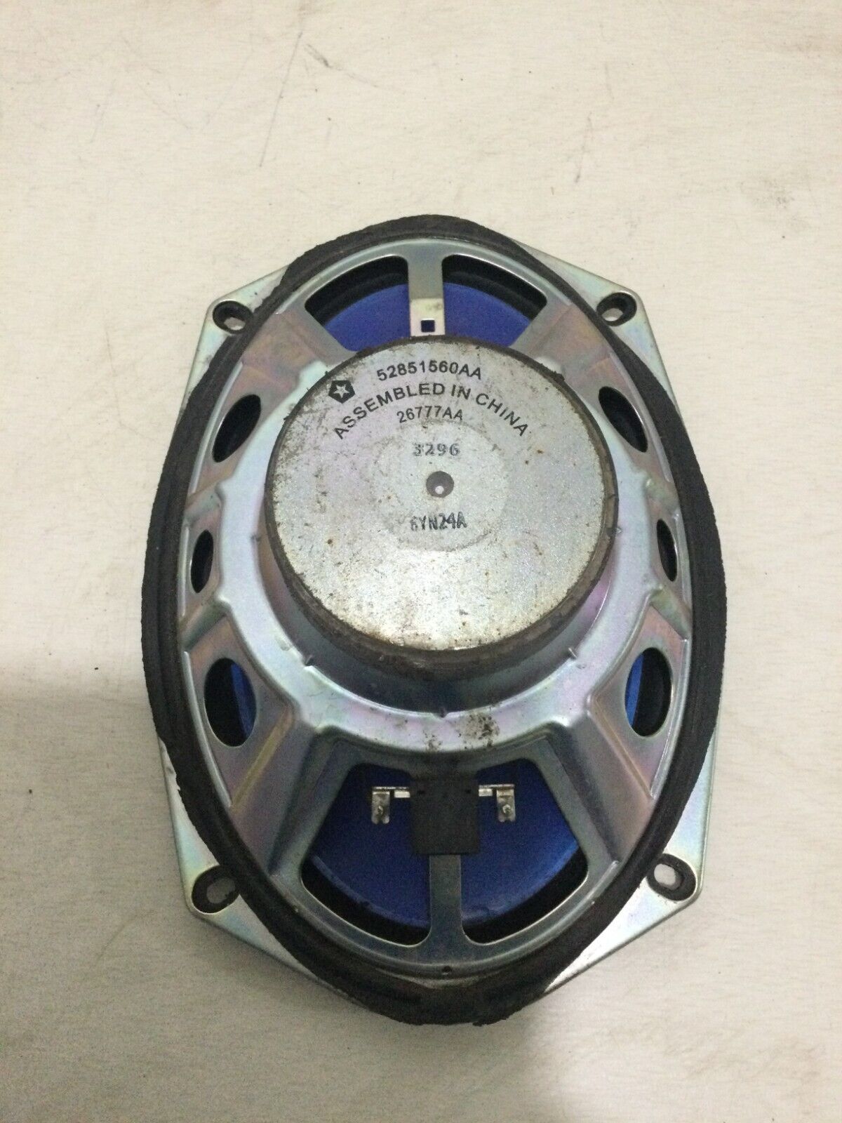 2017  Jeep Cherokee Front Left Door Speaker OEM 52851560AA