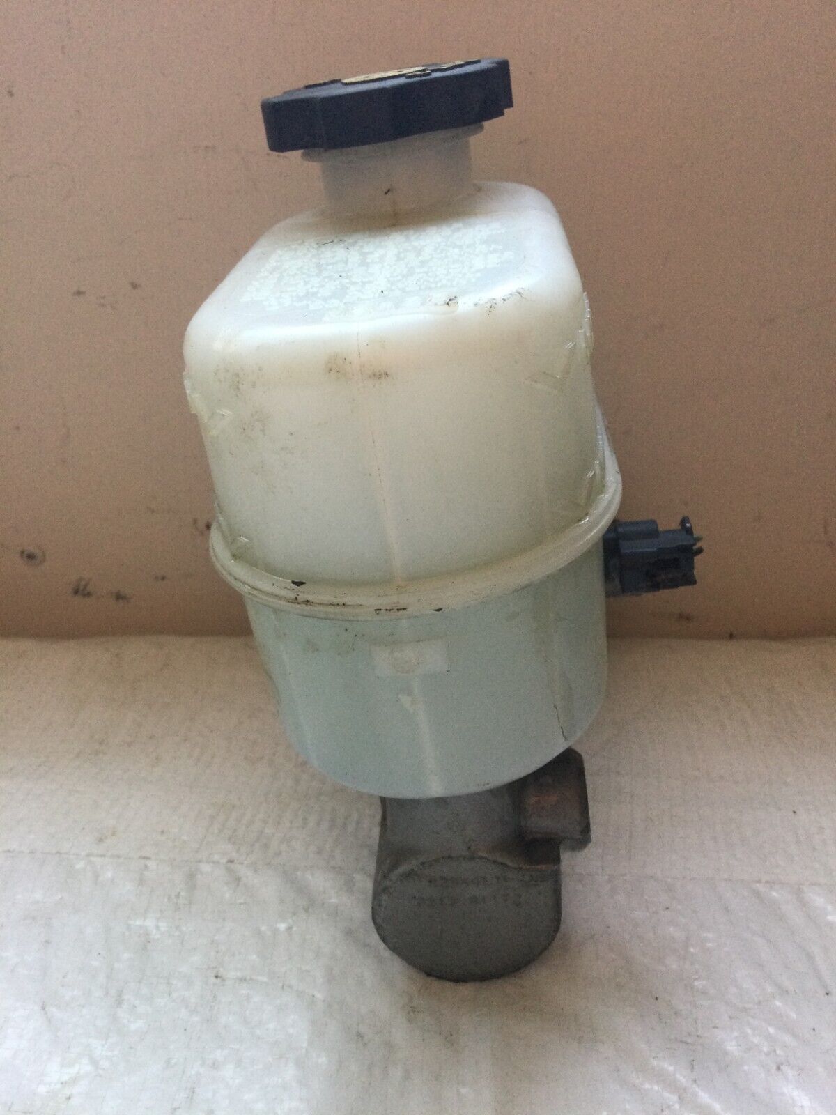 2018 Chevrolet Silverado 1500 Master Brake Cylinder W/ Reservoir OEM 5.3L