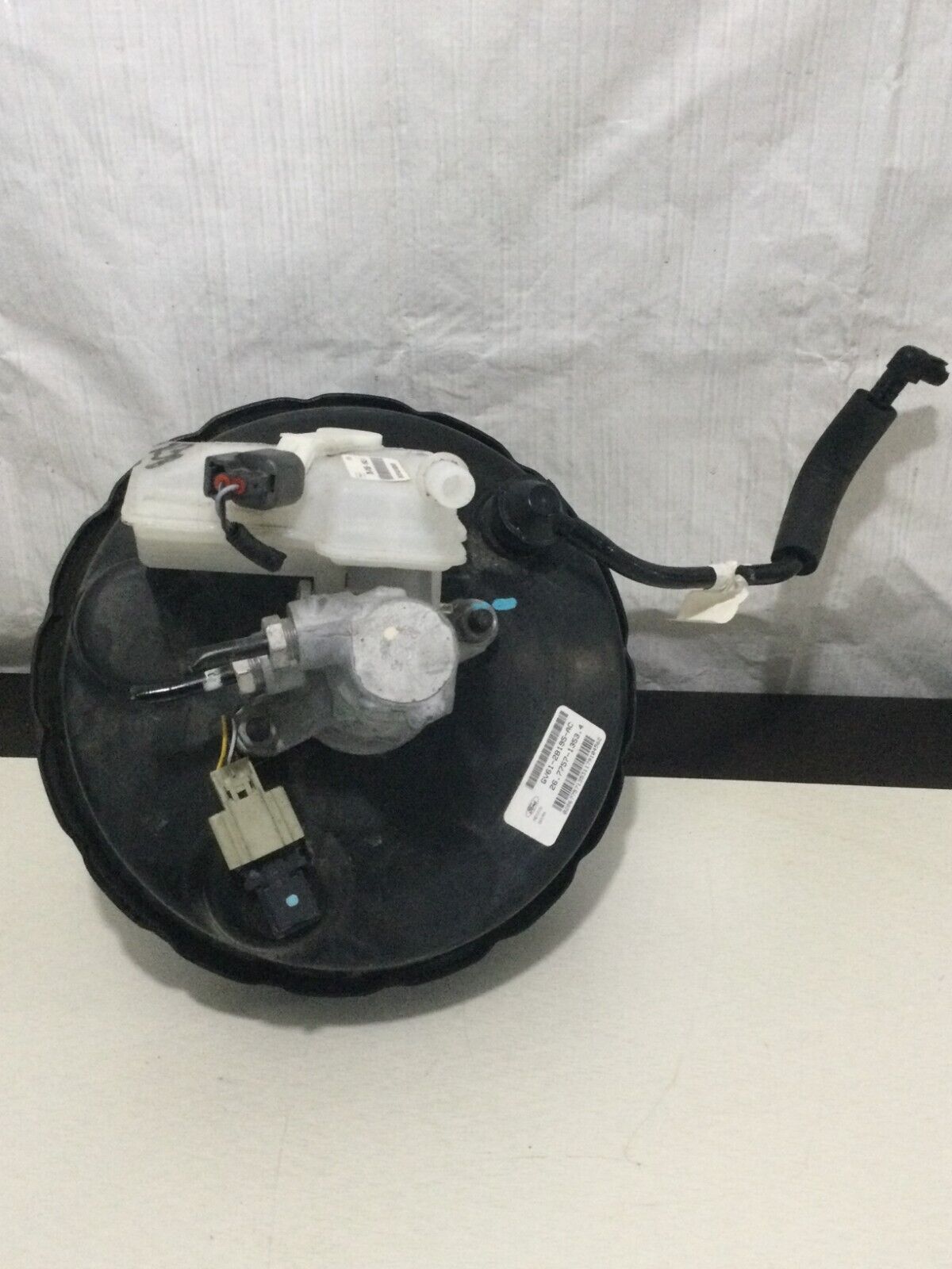 2017-2019 Ford Escape  Power Brake Booster W/ Reservoir OEM GV61-2B195-AC