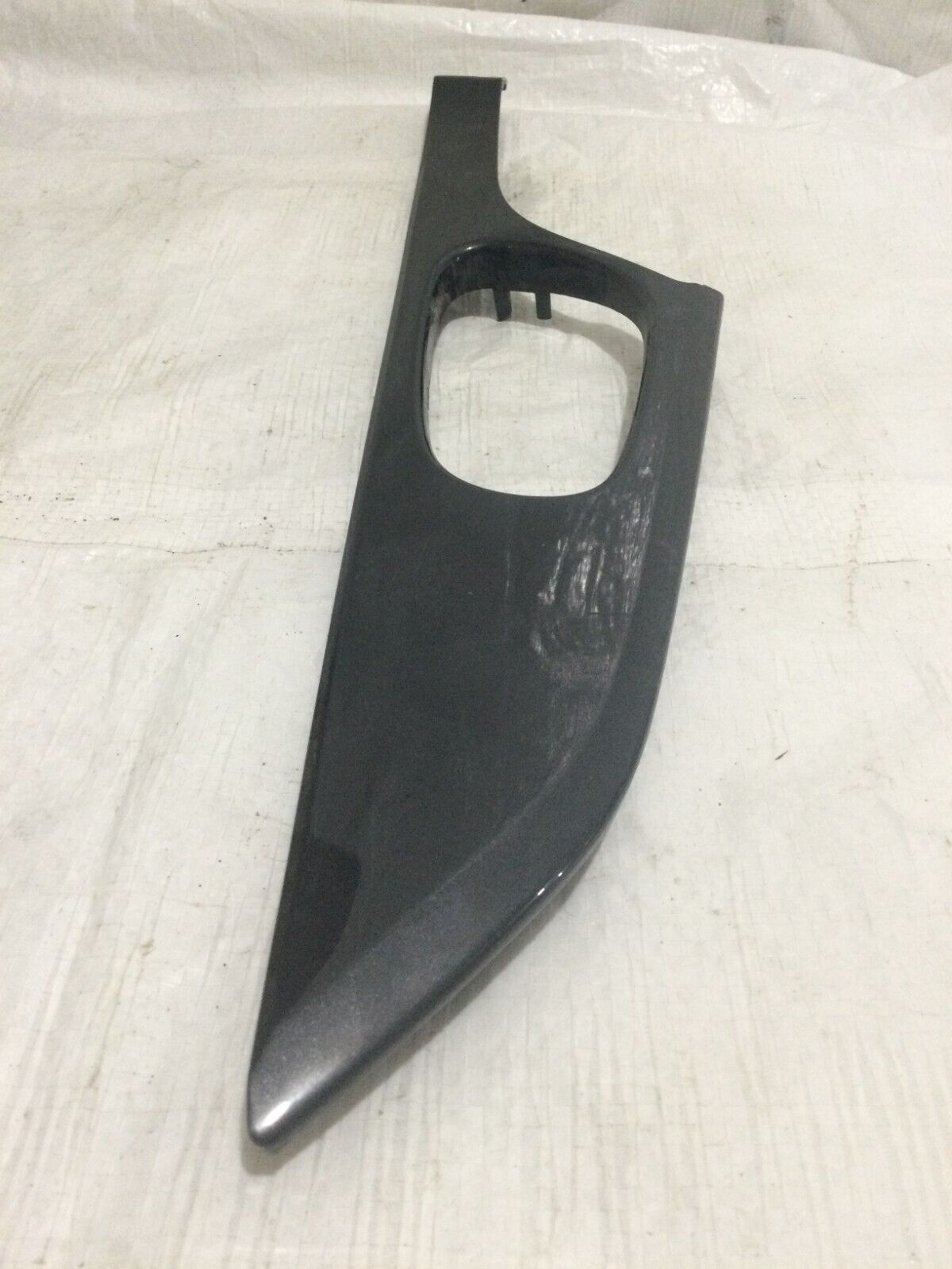 2020 Nissan Rogue Front Left Interior Door  Handle Bezel Trim Cover OEM