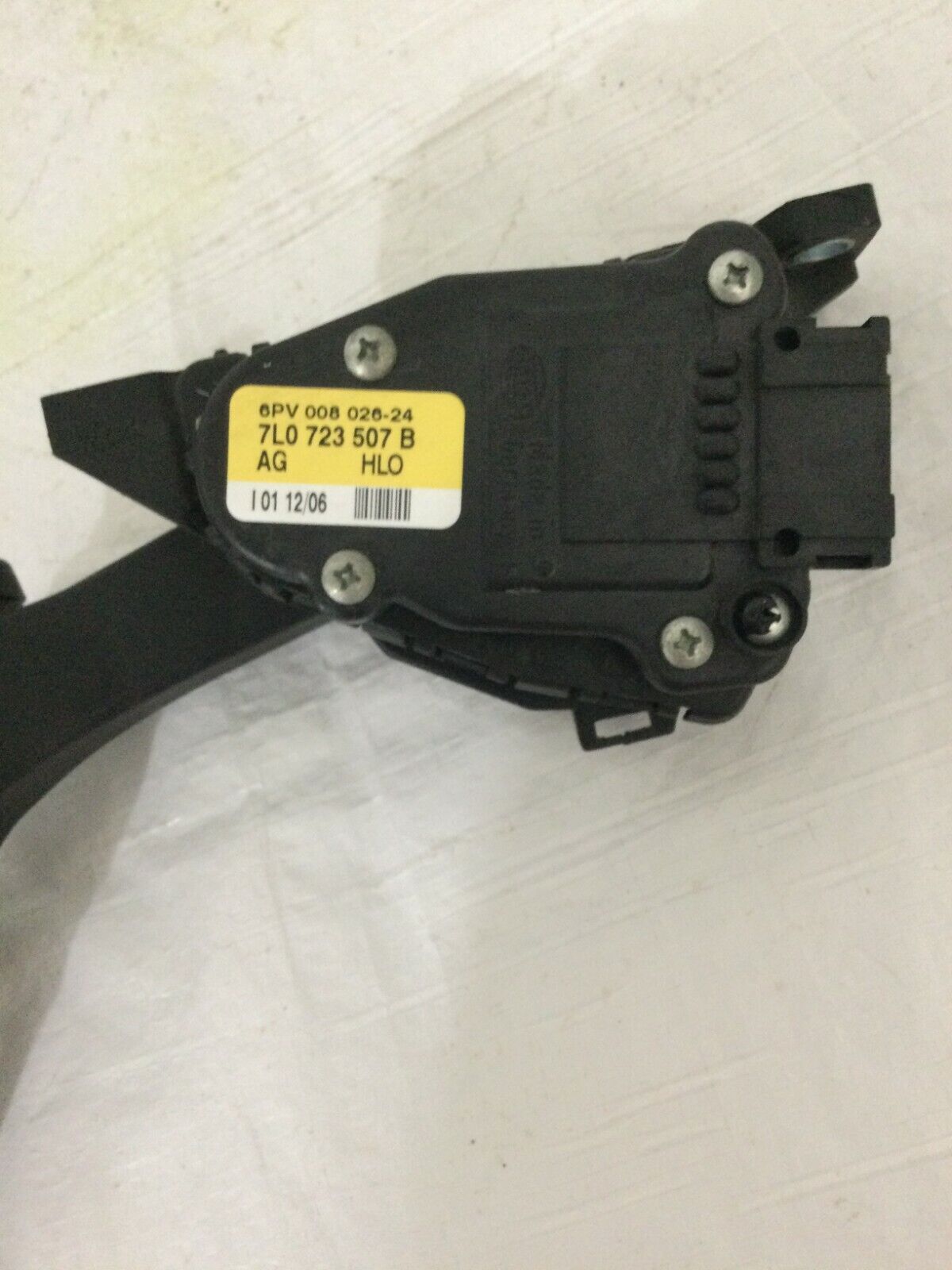 2007 Volkswagen Touareg Accelerator Gas Pedal OEM 3.6L