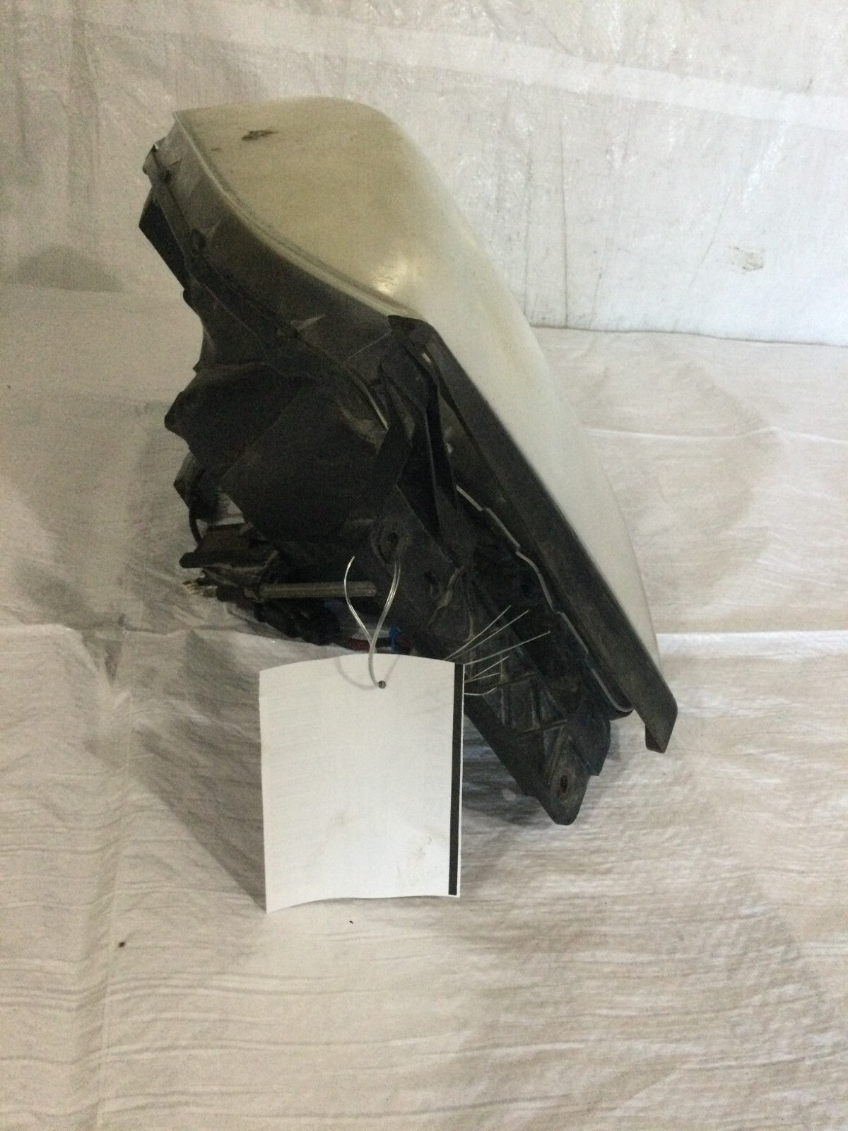 2007 Dodge Ram 2500 Driver Side LH Headlamp Assembly OEM